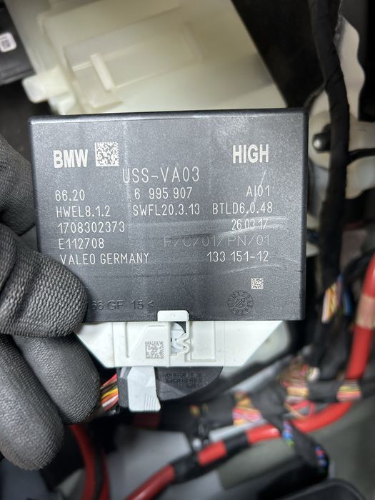 Modul senzori parcare BMW G30