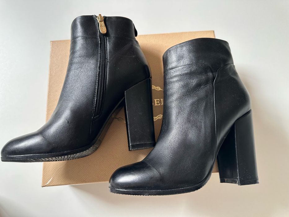 Продам осенние сапоги