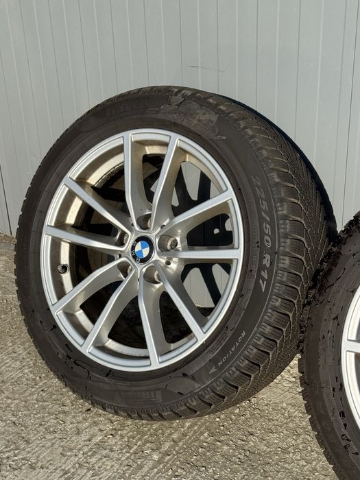 Jante aliaj BMW Seria 3 cauciucuri iarna Pirelli Cinturato 225/50/R17