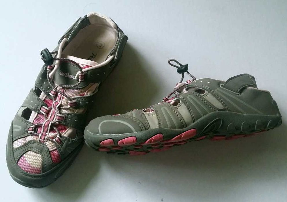 Sandale de drumetie, treking, munte, marimea 36