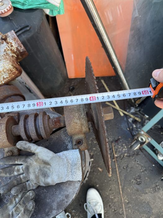 Ос за циркуляр с диск