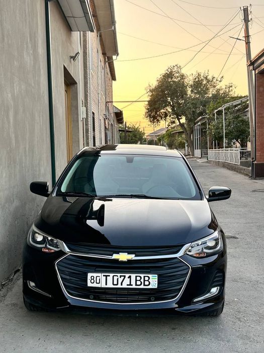 Onix premier 2 turbo