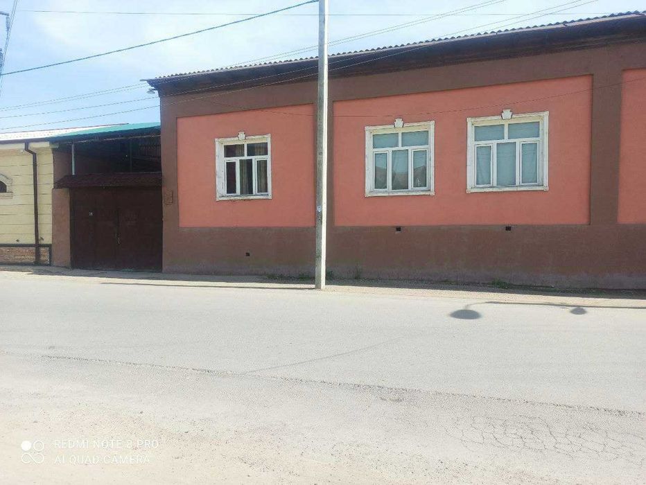 Ховли сотилади куйлук дахасида