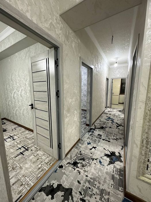 Eshonguzar raysentirda bekbaraka dom  uch hona makler