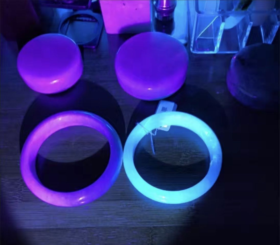 Фонарь мощный ручной Обычный свет + Ультрафиолетовый