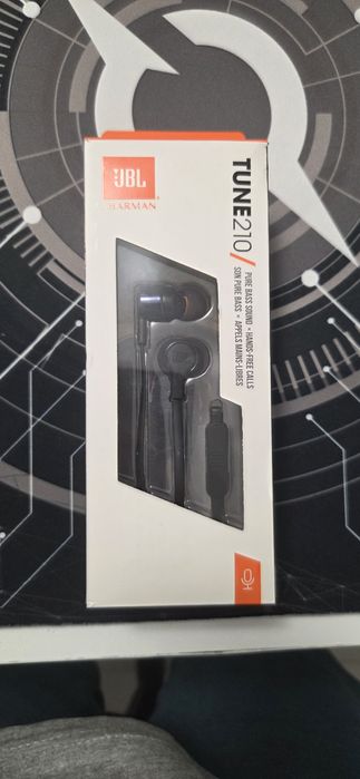 Casti jbl tune 210
