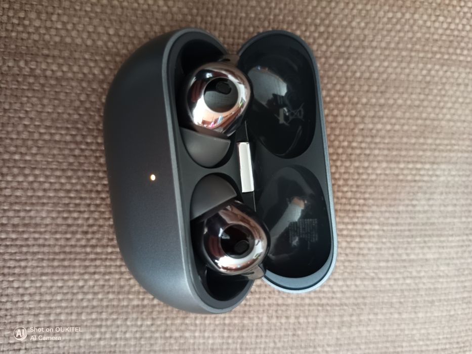 Продавам Huawei 11i + Huawei Freebuds Pro 3