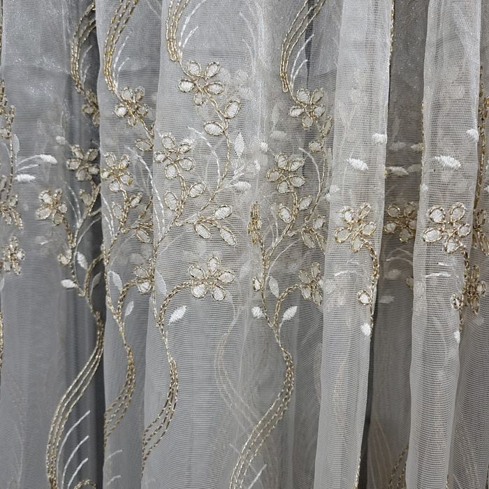 Продам тюль 8м в золоте