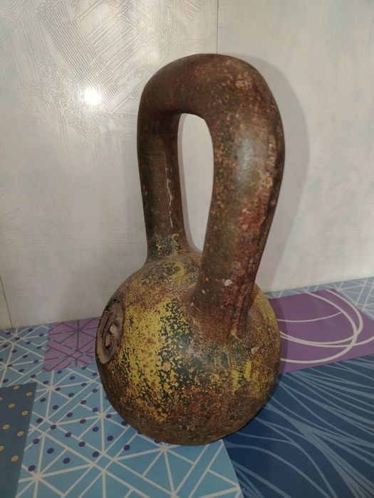 Гиря Советская 16 кг с самым удобным хватом для двух рук одновременно