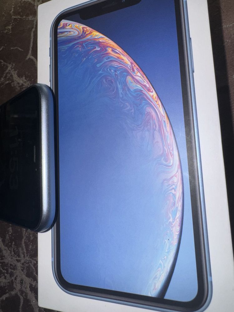 Iphone xr albastru