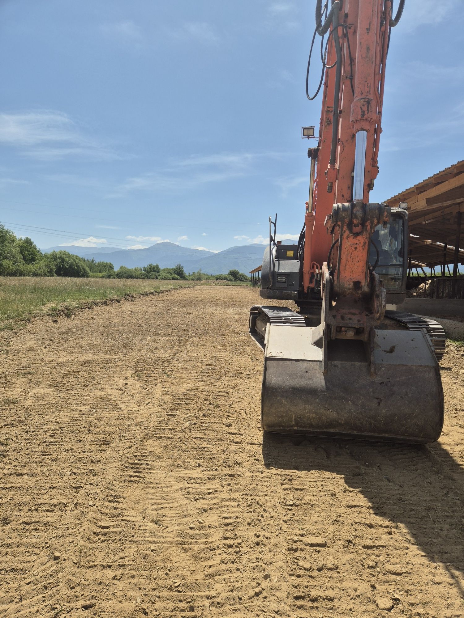 Închirieri utilaje,săpături transport agregate