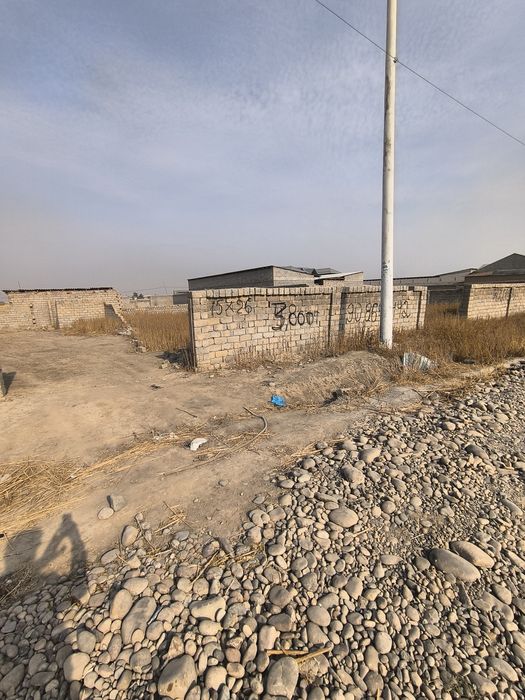 Продаю участок земли под строительство . Ханобод 3,8 соток.