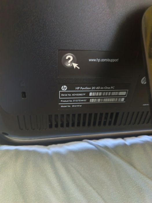 Calculator HP Desktop AMD E1‑1200 + 6 GB RAM + Monitor 19″ + Tastatura