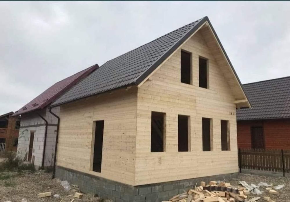 Case si containere modulare pe structură metalică rezistentă și inveli