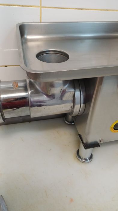 Mașină de tocat carne