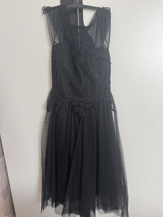 Официални рокли