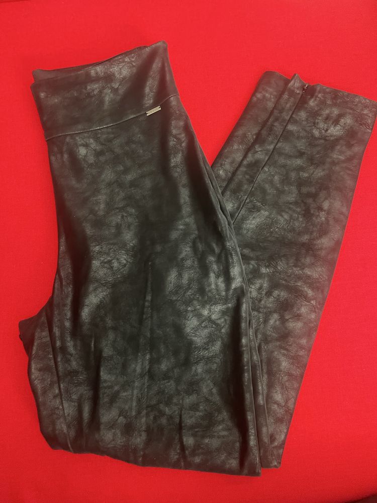 Дамски клинове Guess