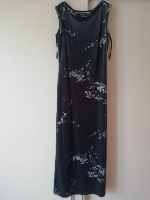 Велурена вечерна рокля