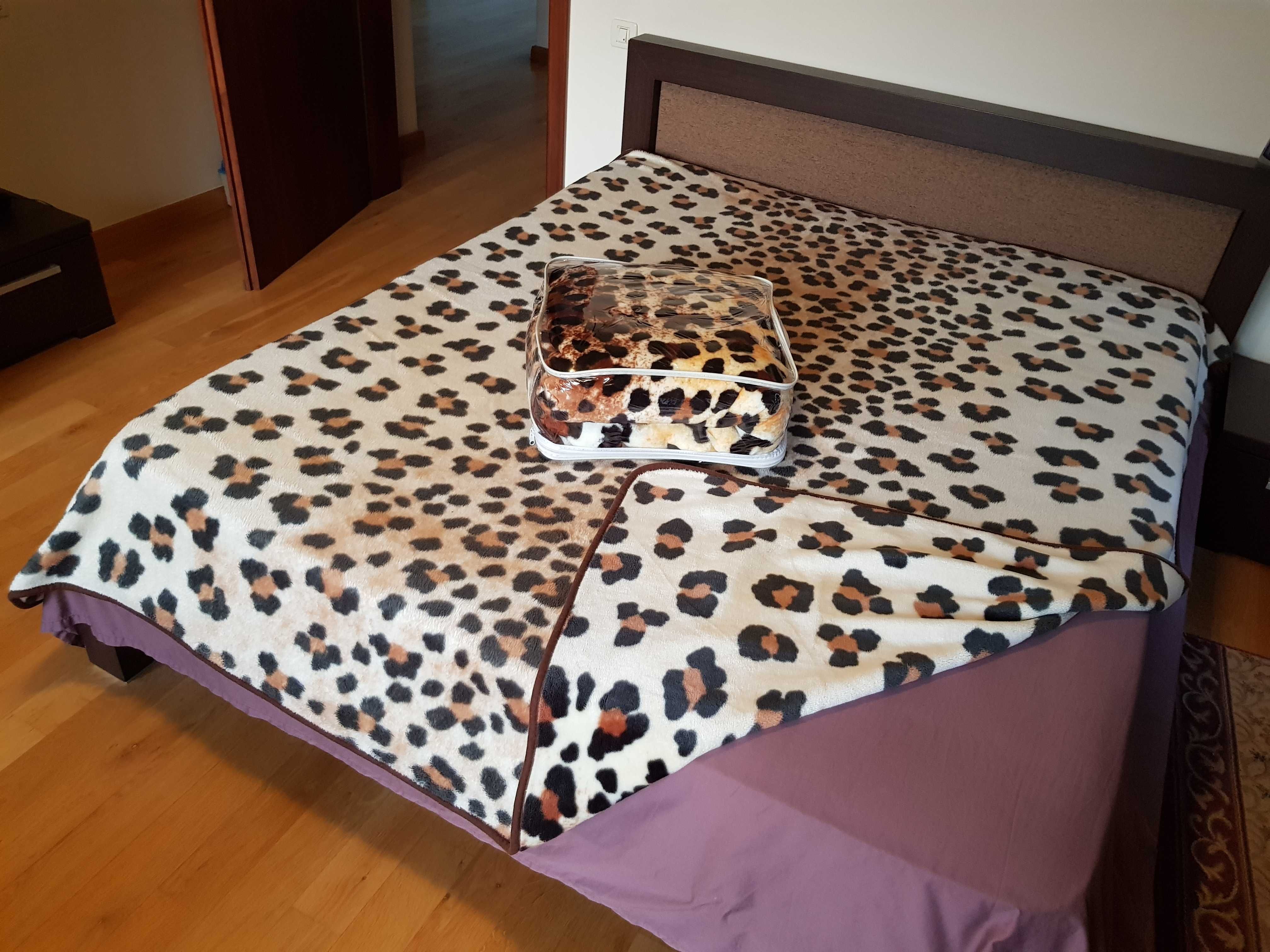 Patura cocolino cu blanita 200x230cm Leopard print