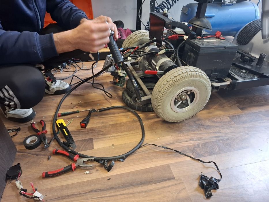 Reparatii Trotinete/ Carucioare Electrice București