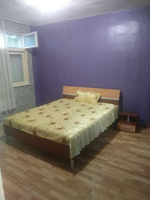 Дава се под наем Двустаен апартамент в Бургас, Лазур - 80 кв.м за 190 € - Снимка #6