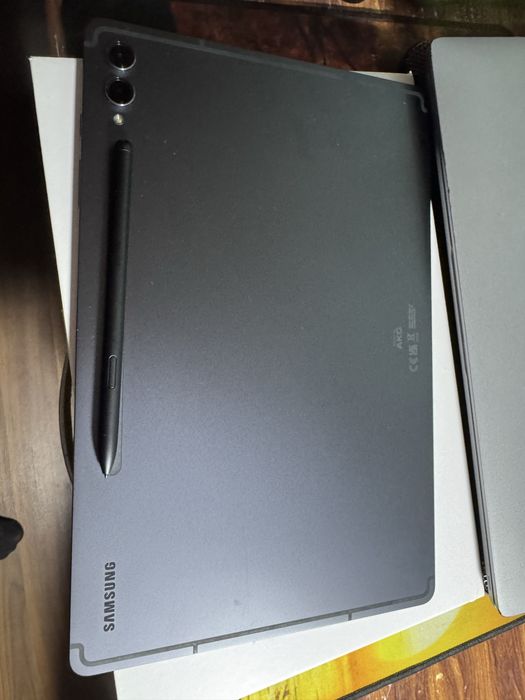 Tableta.Samsung Tab S9 plus 5G ca noua .12 GB RAM . 256GB