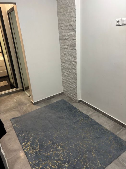 Vand apartament 2 camere