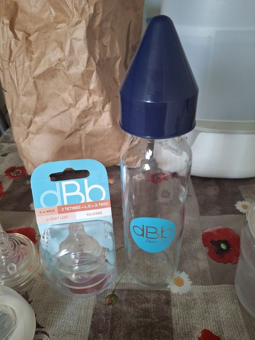 Biberoane bebelusi noi