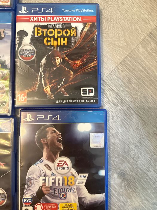 Игры на PS4, цены разные