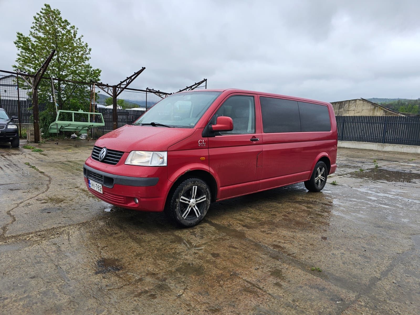 Vw transporter 25 tdi 180 cp cutie automată 9 locuri.