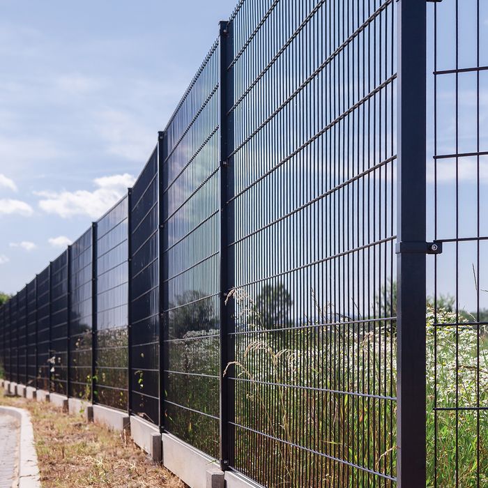 Garadur și porți din plasa burdurata