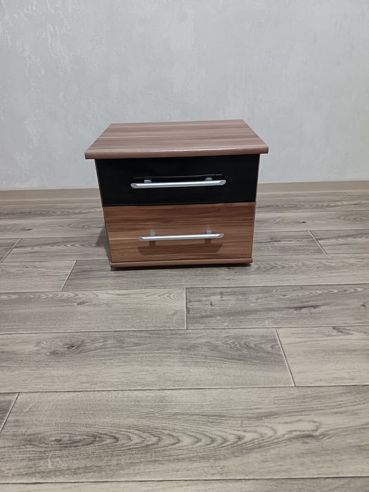 Продается тумба.