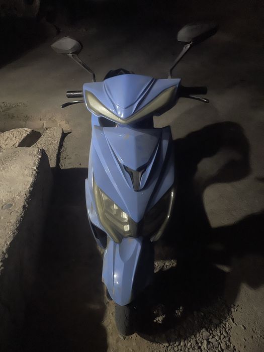 bonvi (bir zaryad bn 50km yuradi)