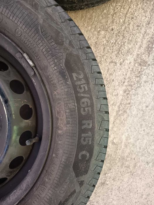 Roti jante cu anvelope Ford transit Connect 215/65 R16C