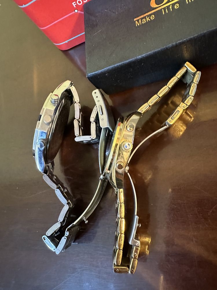 Часовник FOSSIL и Oruss