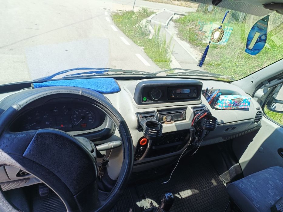 Autoplatforma Renault Mascott
