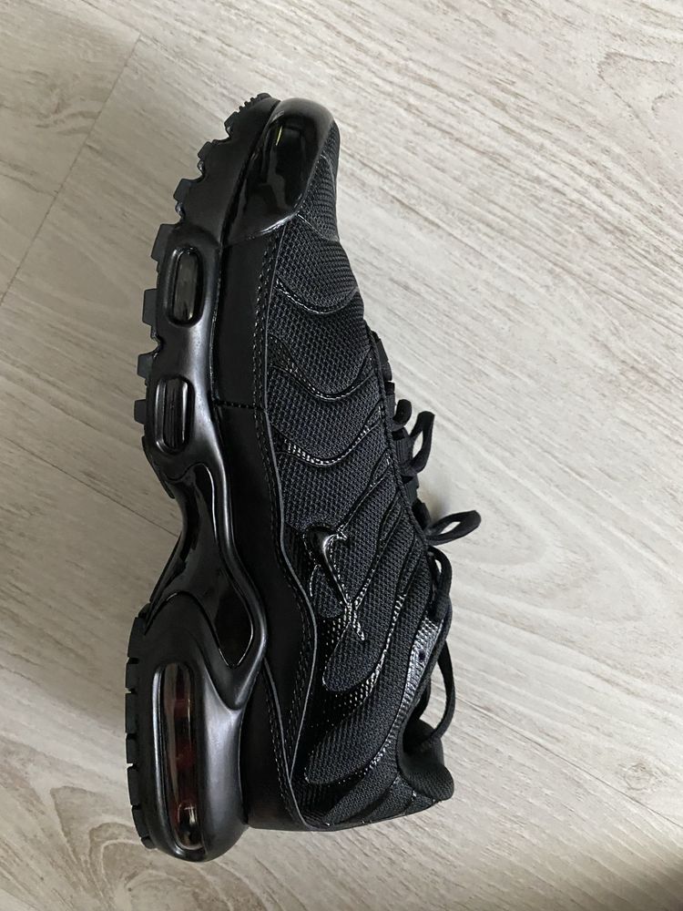 Nike TN negri nefolositi