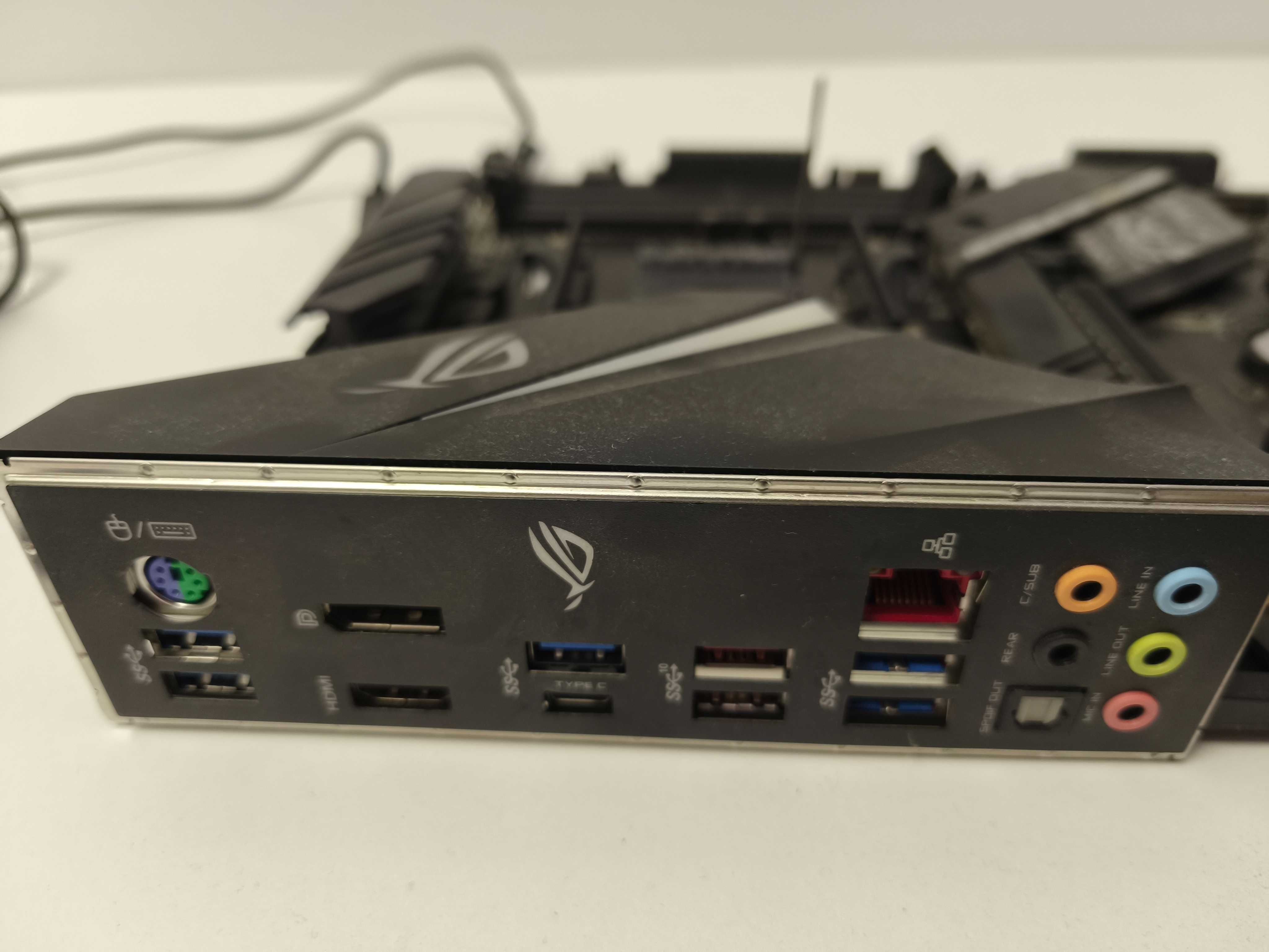 Placa de baza Asus ROG STRIX X470-F GAMING, Socket AM4