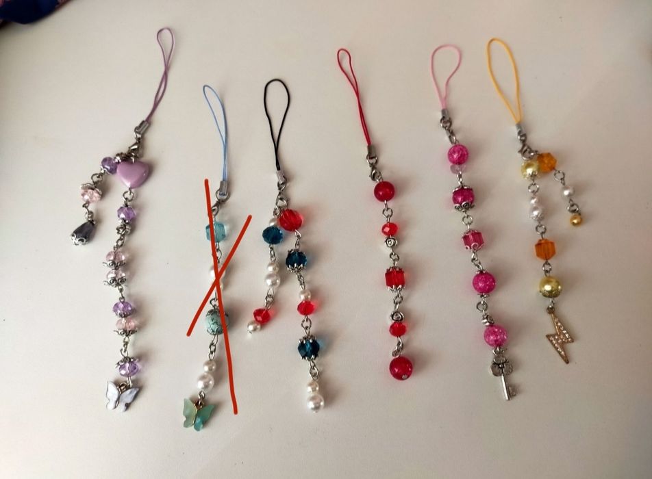 Брелок на телефон