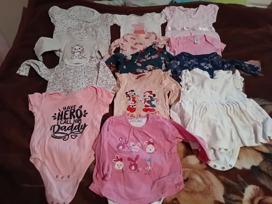 lot haine fetita marimea 62 (3-6 luni)