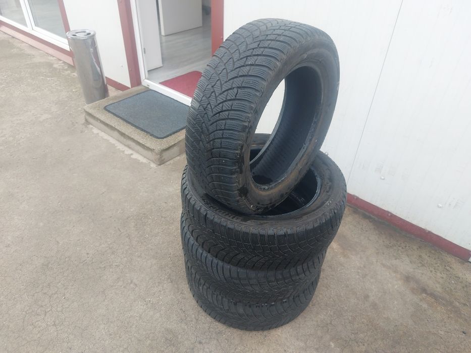 125 lei bucata! Set anvelope M+S/IARNA 205 55 16 Bridgestone