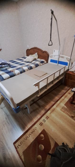 Медицинский кровать