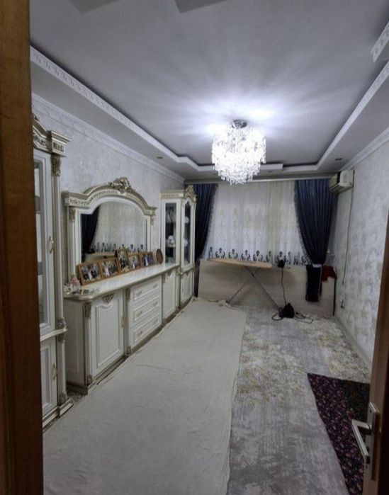 Продаётся квартира Юнусабад 19кв 3/5/5