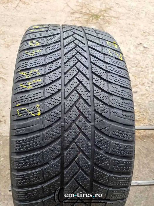 Anvelopa Iarna 245/40 R19 BRIDGESTONE Blizzak LM005 98V