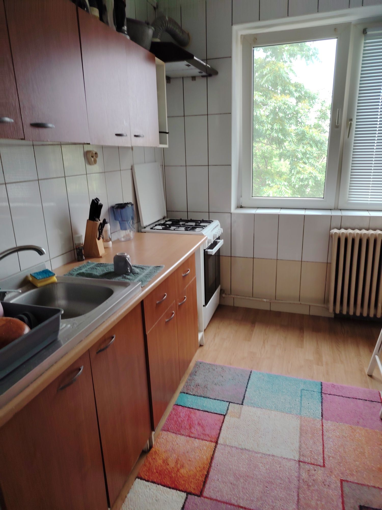 Închiriez apartament cu 3 camere Crangasi
