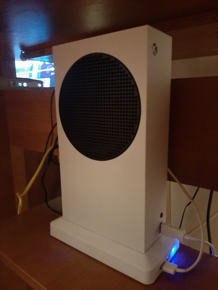 Vând set up xbox series s