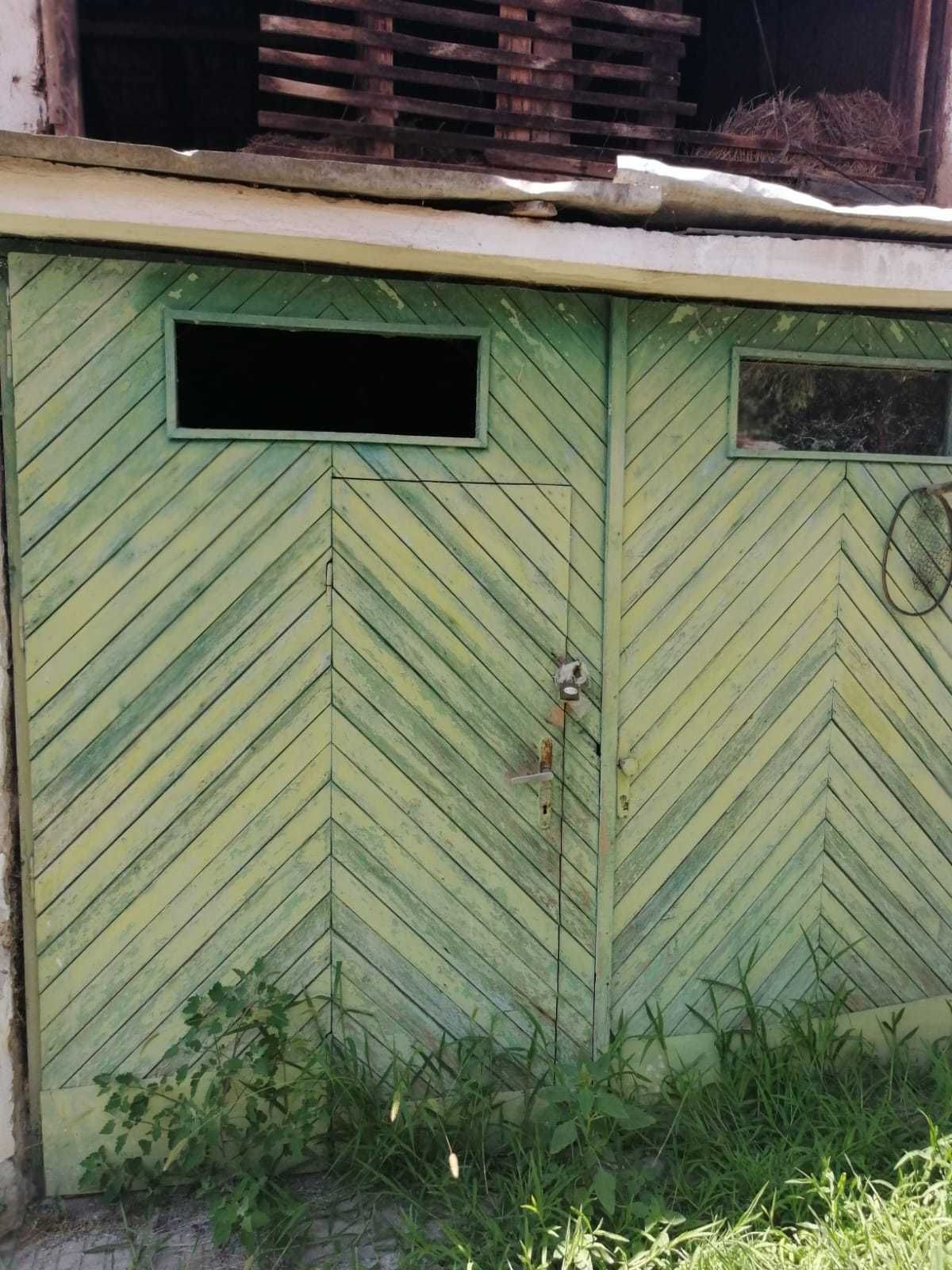 Продавам Къща с.Комощица