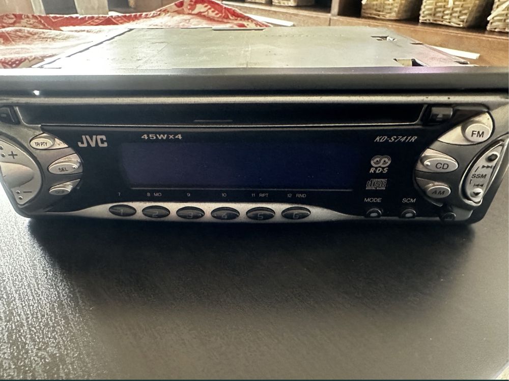 Авто СД JVC за кола