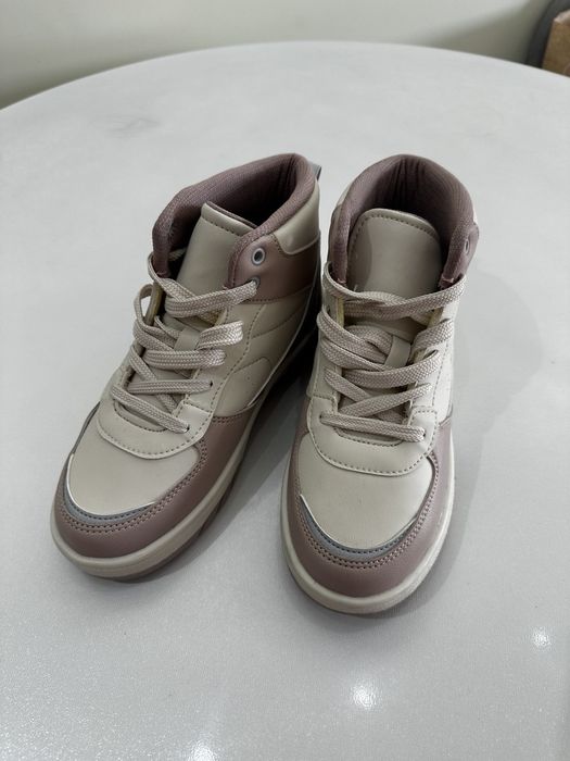 Ботиночки Турция LC Waikiki р-р 33 новые