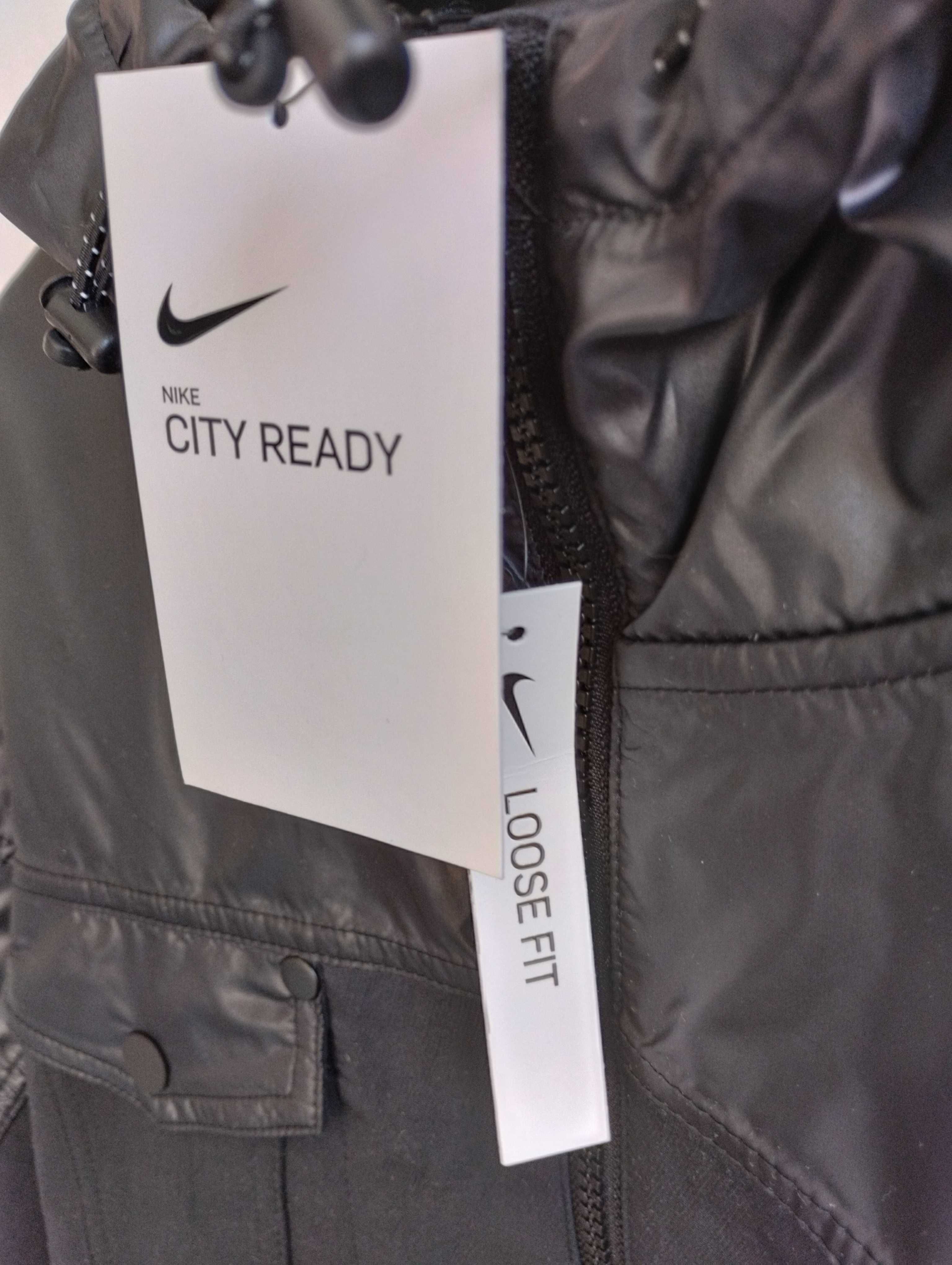 Nike Women’s City Ready Cropped Jacket размер M loose fit.